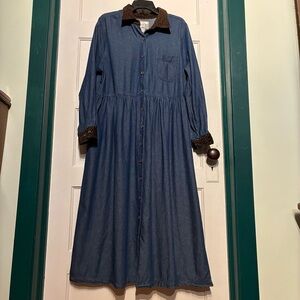 Denim Long Sleeve Dress Corduroy Leopard Accents 1X 100% Cotton**